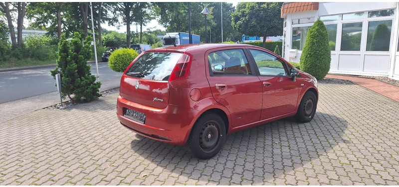 Fiat Punto - PKW: das Bild 3 Fiat Punto - PKW: das Bild 3