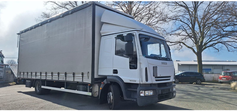 Iveco 120E22 Plane+Sp. G.Haus/Hochdach Klima LBW AHK - Plane LKW: das Bild 3 Iveco 120E22 Plane+Sp. G.Haus/Hochdach Klima LBW AHK - Plane LKW: das Bild 3