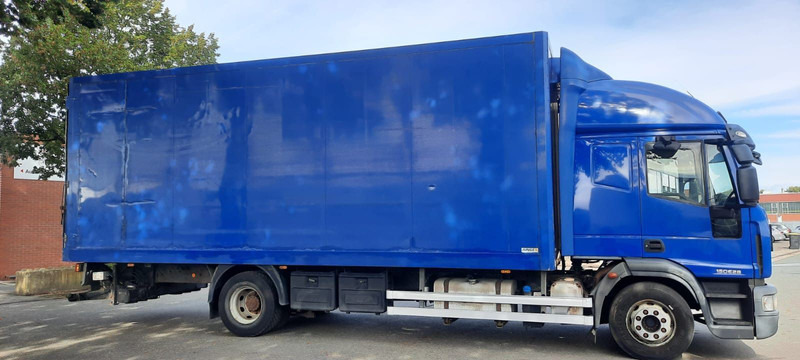 Iveco ML150E28 Koffer - Koffer LKW: das Bild 3 Iveco ML150E28 Koffer - Koffer LKW: das Bild 3