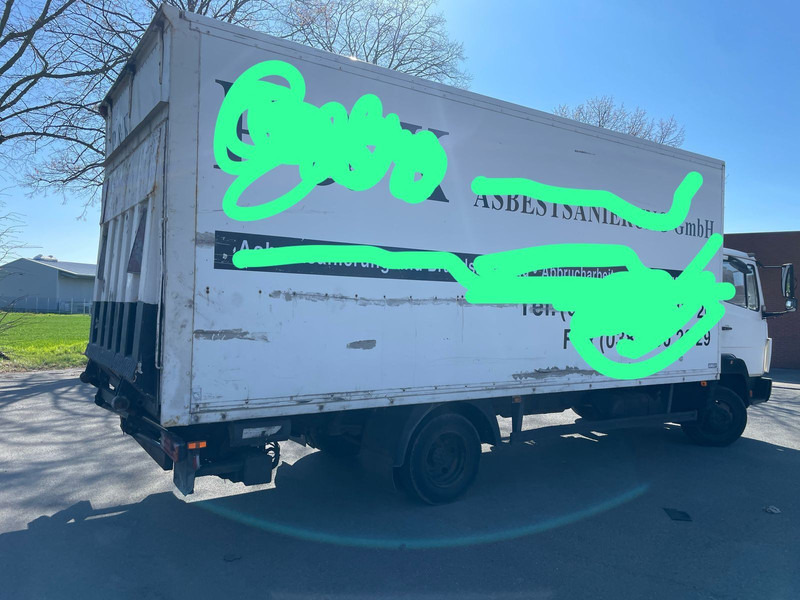 Mercedes-Benz 811 Koffer Blatt/Blatt Gefedert - Koffer LKW: das Bild 4 Mercedes-Benz 811 Koffer Blatt/Blatt Gefedert - Koffer LKW: das Bild 4