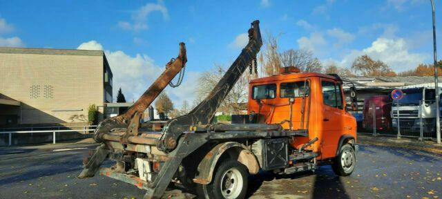 Mercedes-Benz 818D Absetzkipper/Meiller Euro:4 1-Hand - Absetzkipper: das Bild 2 Mercedes-Benz 818D Absetzkipper/Meiller Euro:4 1-Hand - Absetzkipper: das Bild 2