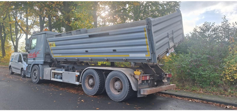 Mercedes-Benz Actros 2651 - Kipper: das Bild 3 Mercedes-Benz Actros 2651 - Kipper: das Bild 3