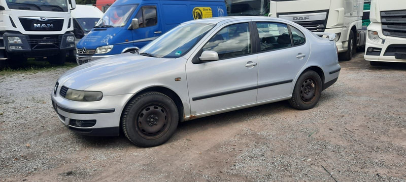 SEAT Toledo Signo 1,8 20V Autom - PKW: das Bild 4 SEAT Toledo Signo 1,8 20V Autom - PKW: das Bild 4