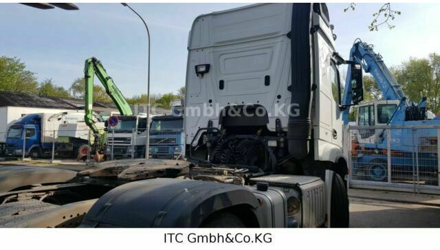 Mercedes-Benz 1840 Actros G.Haus-Hochdach German Truck Vollau - Sattelzugmaschine: das Bild 3 Mercedes-Benz 1840 Actros G.Haus-Hochdach German Truck Vollau - Sattelzugmaschine: das Bild 3