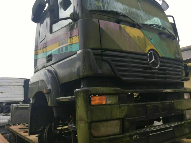 Mercedes-Benz 1843 Axor SZM Teileträger - Sattelzugmaschine: das Bild 1 Mercedes-Benz 1843 Axor SZM Teileträger - Sattelzugmaschine: das Bild 1