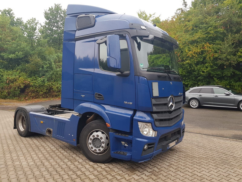 Mercedes-Benz Actros 1845 LS Vollspoiler - Sattelzugmaschine: das Bild 1 Mercedes-Benz Actros 1845 LS Vollspoiler - Sattelzugmaschine: das Bild 1