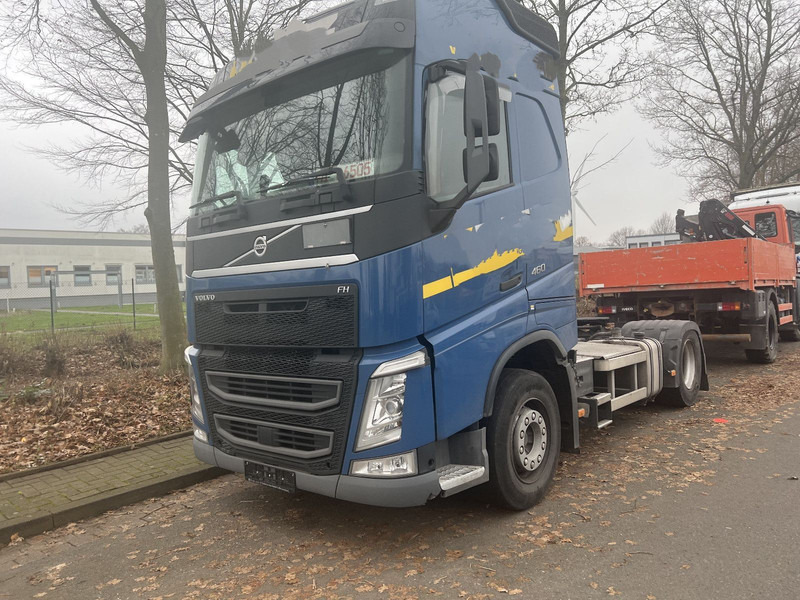 Volvo FH460 G.Haus/Hochdach 1-Hand Kipperhy - Sattelzugmaschine: das Bild 2 Volvo FH460 G.Haus/Hochdach 1-Hand Kipperhy - Sattelzugmaschine: das Bild 2