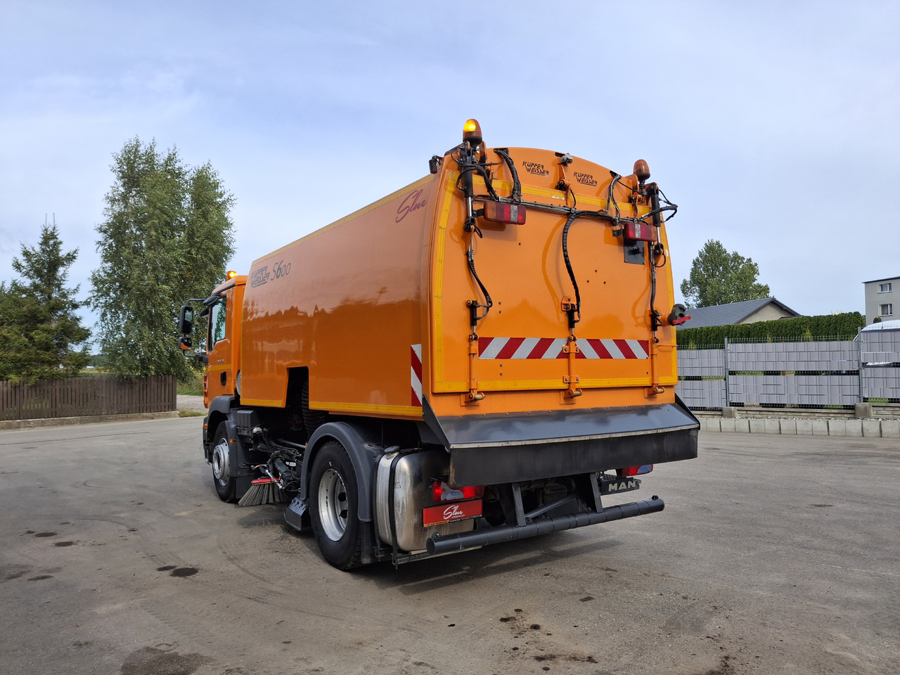 MAN TGM 18.250 Zamiatarka Kupper Weisser BROCK 2 Motoren Szczotki L/R PM10 Odchwaszczarka - Kehrmaschine: das Bild 4 MAN TGM 18.250 Zamiatarka Kupper Weisser BROCK 2 Motoren Szczotki L/R PM10 Odchwaszczarka - Kehrmaschine: das Bild 4