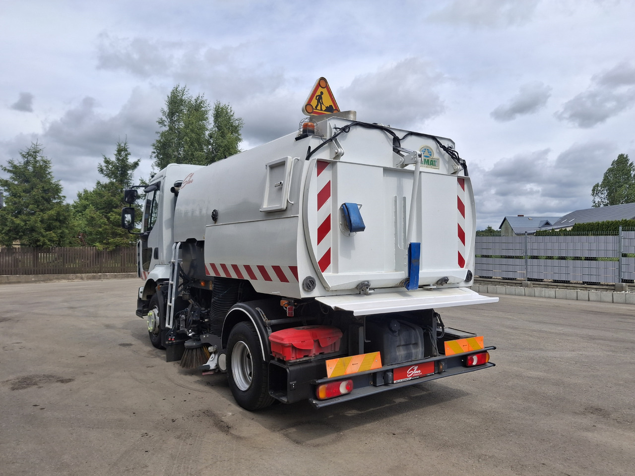 RENAULT Midlum 220 Zamiatarka Kehrmaschine Johnston L/R 2 Motoren 2 Silniki - Kehrmaschine: das Bild 3 RENAULT Midlum 220 Zamiatarka Kehrmaschine Johnston L/R 2 Motoren 2 Silniki - Kehrmaschine: das Bild 3