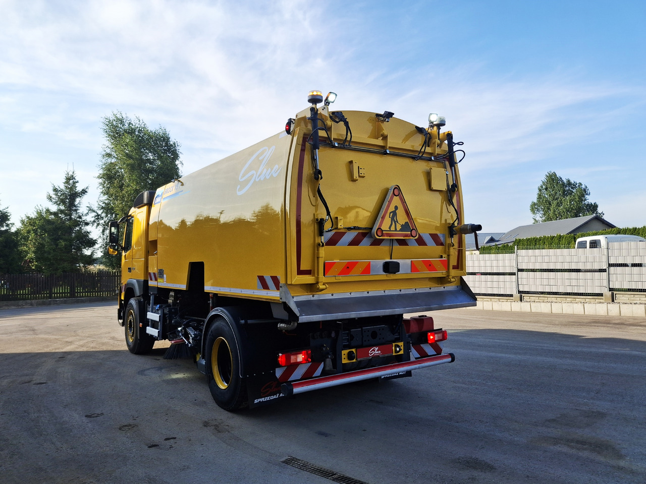 VOLVO FMX 420 Zamiatarka Kehrmaschine Euro 6 PM2.5 BROCK VS 7 TECH Karcher L/R 2145 Mth 2021r - Kehrmaschine: das Bild 4 VOLVO FMX 420 Zamiatarka Kehrmaschine Euro 6 PM2.5 BROCK VS 7 TECH Karcher L/R 2145 Mth 2021r - Kehrmaschine: das Bild 4