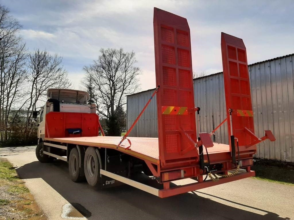 DAF 85.410 6X2 CAR TRANSPORTER - Autotransporter LKW: das Bild 2 DAF 85.410 6X2 CAR TRANSPORTER - Autotransporter LKW: das Bild 2