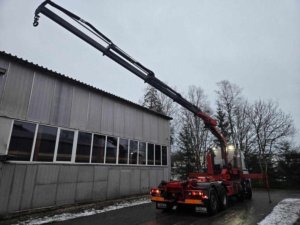 Volvo FM12 420 8X2 HMF 2220 K4 - Abrollkipper: das Bild 3 Volvo FM12 420 8X2 HMF 2220 K4 - Abrollkipper: das Bild 3