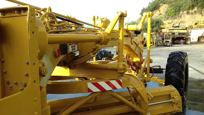 Grader CAT 12 F: das Bild 8 Grader CAT 12 F: das Bild 8