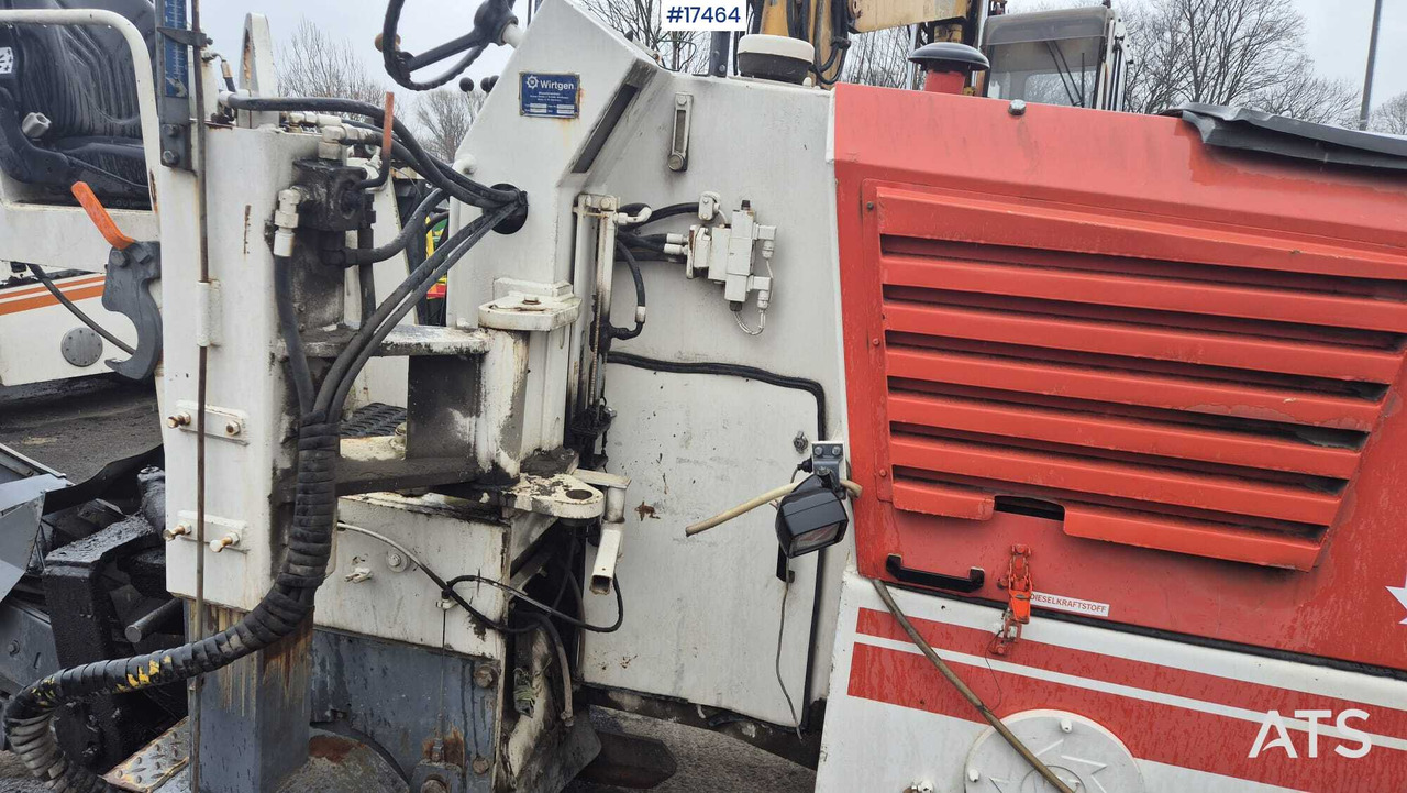 Asphalt milling machine WIRTGEN W-500 (1993) - Kaltfräse: das Bild 2 Asphalt milling machine WIRTGEN W-500 (1993) - Kaltfräse: das Bild 2