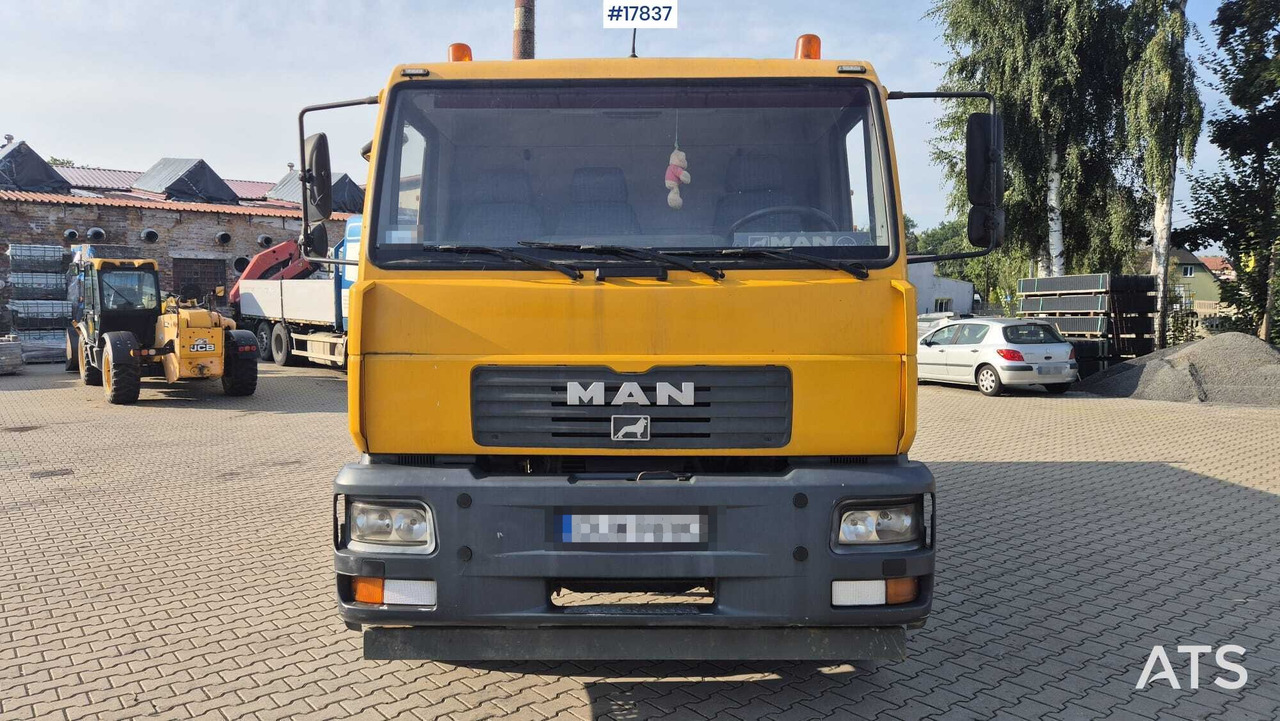 Tipper MAN 18.225 LC (2003) - Kipper: das Bild 3 Tipper MAN 18.225 LC (2003) - Kipper: das Bild 3
