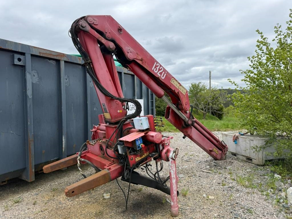 HMF 1323 K4D kran 13tm - Ladekran: das Bild 1 HMF 1323 K4D kran 13tm - Ladekran: das Bild 1