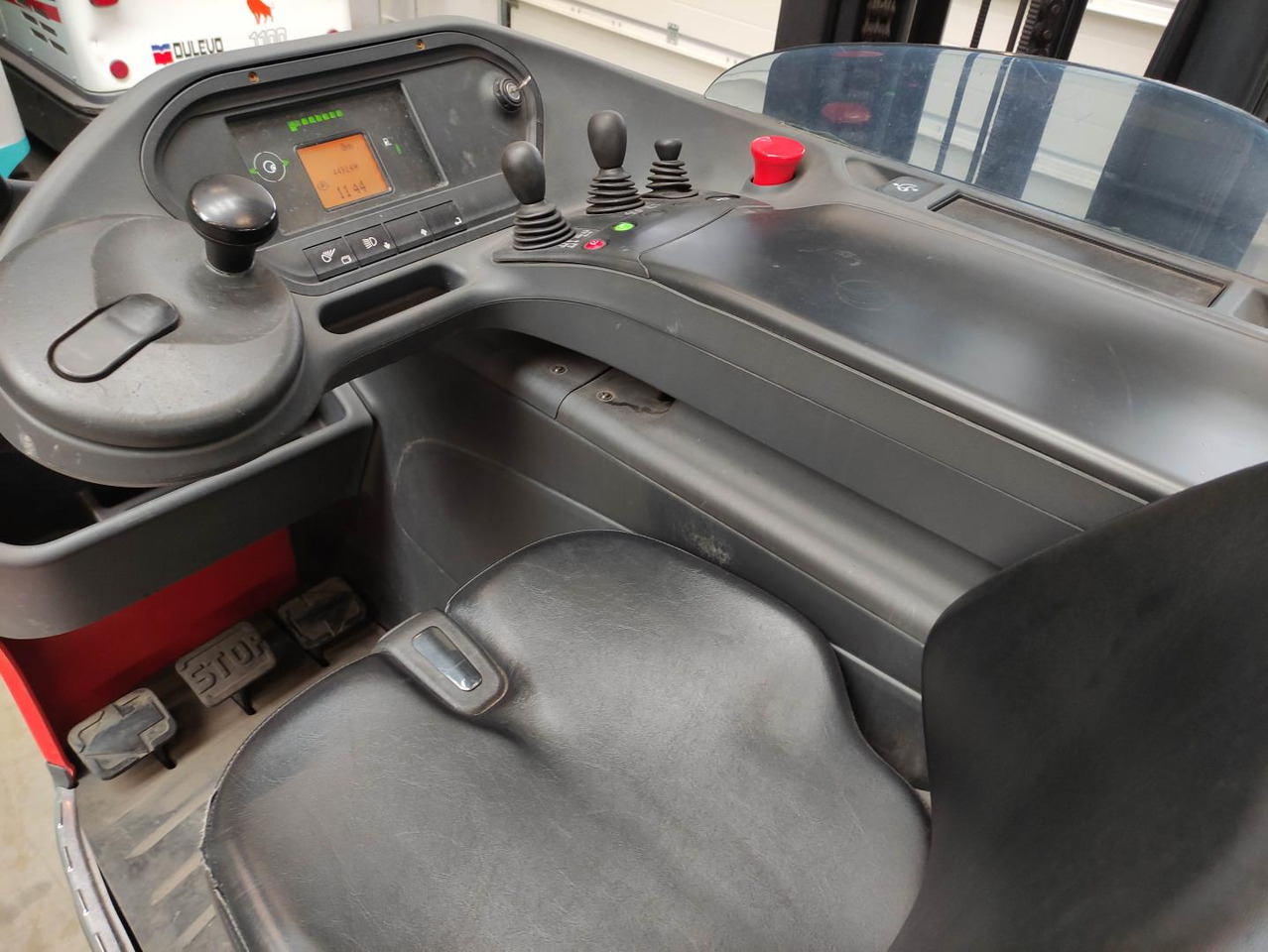 Linde R20-1120 - Schubmaststapler: das Bild 5 Linde R20-1120 - Schubmaststapler: das Bild 5