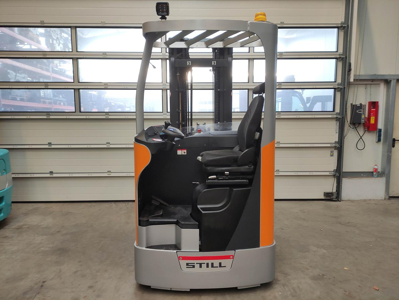 Still FM-X-25 (LACK NEU) - Schubmaststapler: das Bild 4 Still FM-X-25 (LACK NEU) - Schubmaststapler: das Bild 4