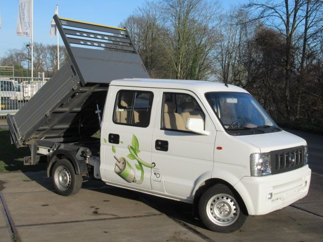 DFSK Cityhopper 3-Z. Kipper Dubbelcabine Elektrisch - Kipper Transporter, Transporter mit Doppelkabine: das Bild 3 DFSK Cityhopper 3-Z. Kipper Dubbelcabine Elektrisch - Kipper Transporter, Transporter mit Doppelkabine: das Bild 3