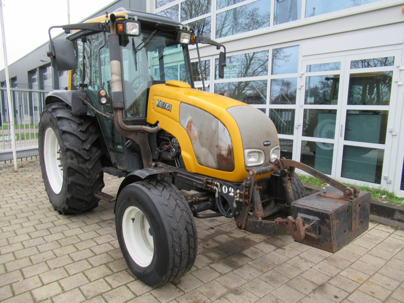 Valtra A75 4x2 + Fronthef VALMET - Traktor: das Bild 3 Valtra A75 4x2 + Fronthef VALMET - Traktor: das Bild 3