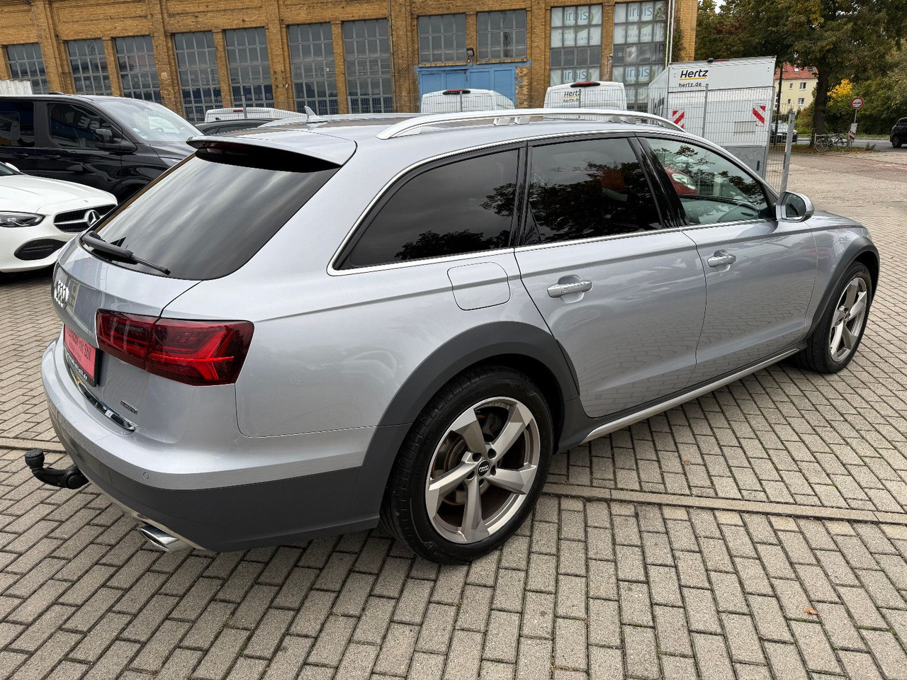 Audi A6 Allroad quattro 3.0 TDI LED LASER NAVI ALCANT - Kombi: das Bild 4 Audi A6 Allroad quattro 3.0 TDI LED LASER NAVI ALCANT - Kombi: das Bild 4