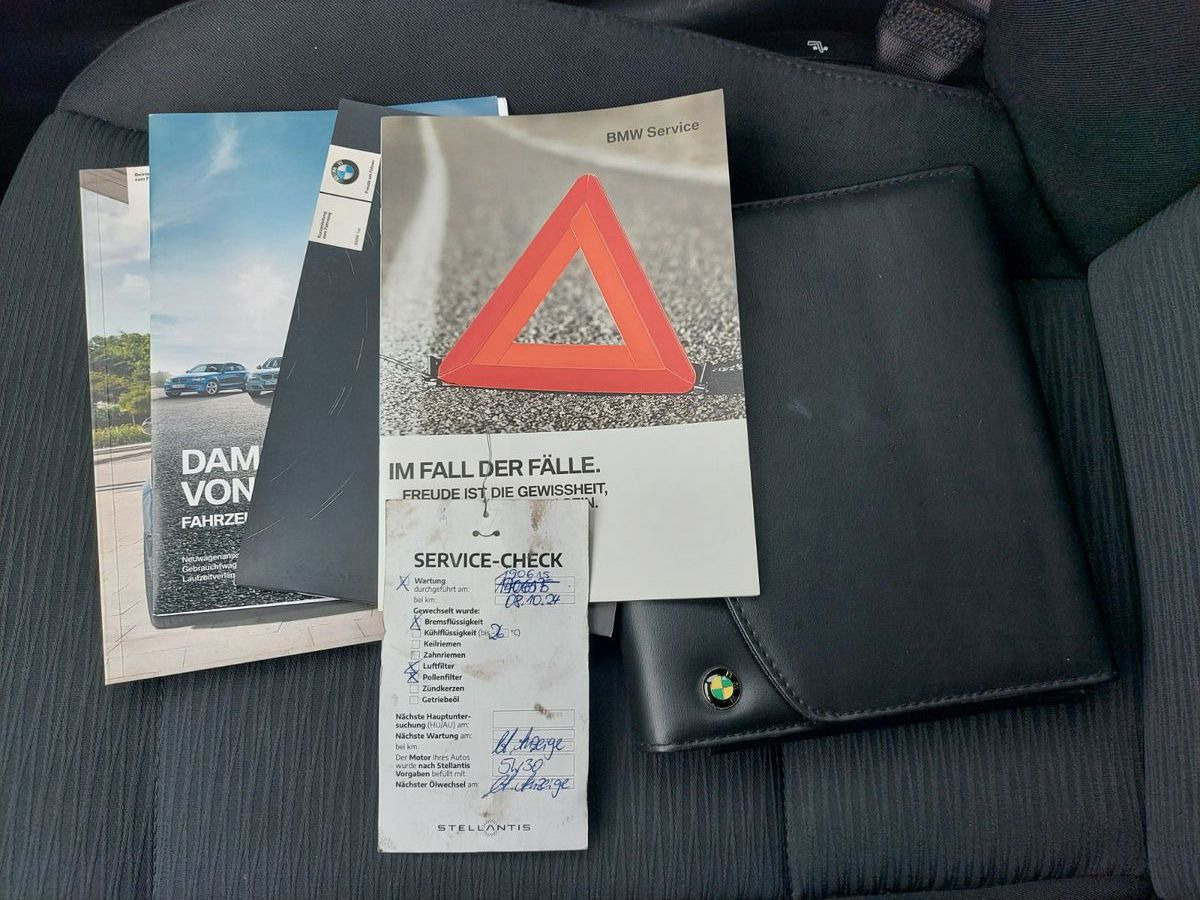 BMW 116 Baureihe 1 Lim. 116d Klima Sitzheizung - Limousine: das Bild 2 BMW 116 Baureihe 1 Lim. 116d Klima Sitzheizung - Limousine: das Bild 2