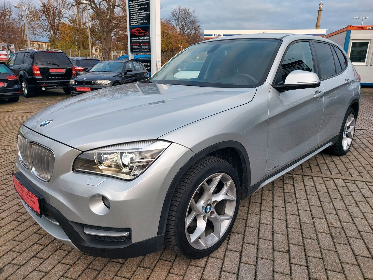 BMW X1 18 d xDrive Xenon Navi Leder AHK - SUV/ Geländewagen: das Bild 3 BMW X1 18 d xDrive Xenon Navi Leder AHK - SUV/ Geländewagen: das Bild 3