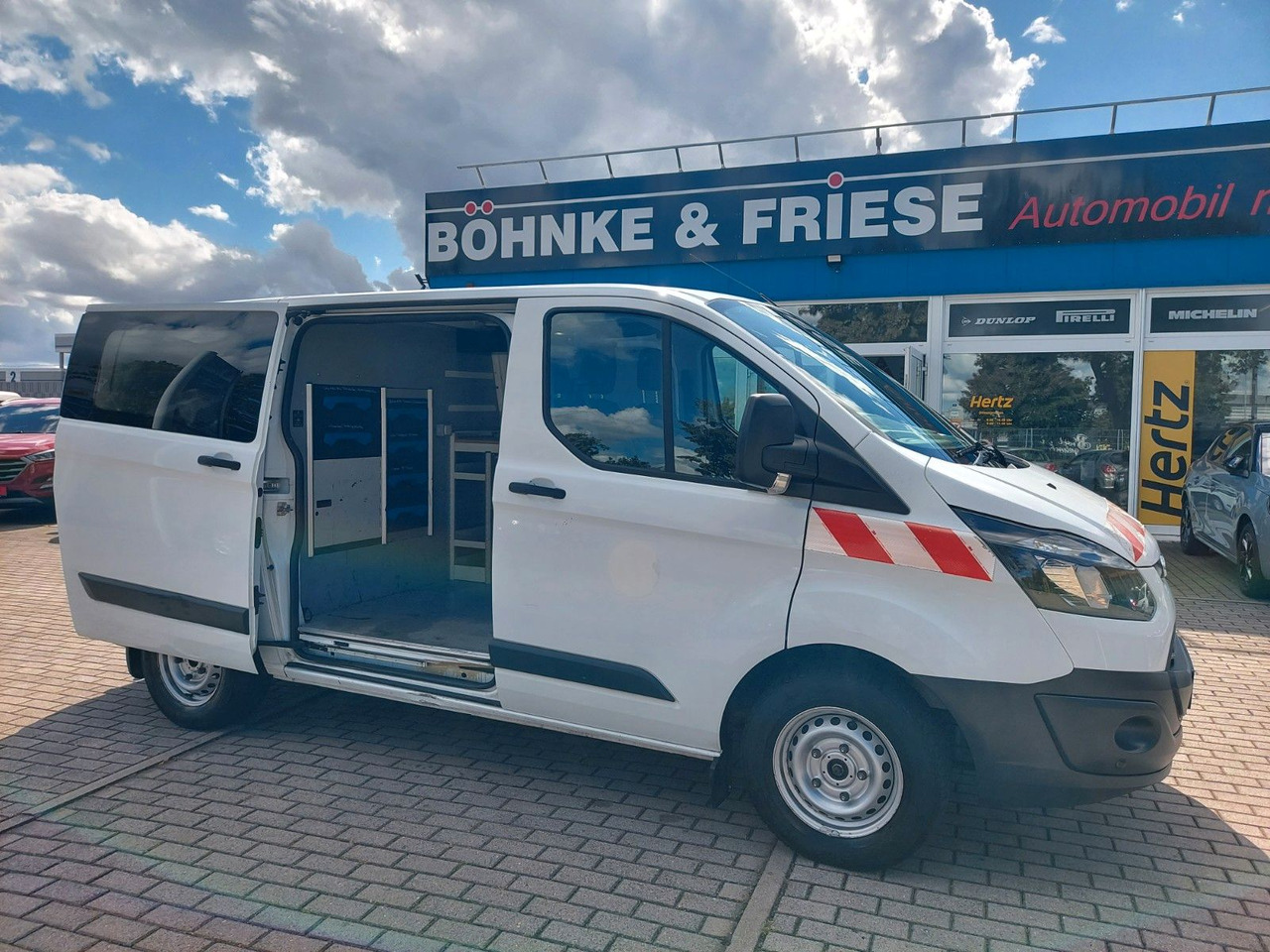 Ford Transit Custom Tourneo Kasten 290 L1 Standheiz. - Personentransporter: das Bild 1 Ford Transit Custom Tourneo Kasten 290 L1 Standheiz. - Personentransporter: das Bild 1