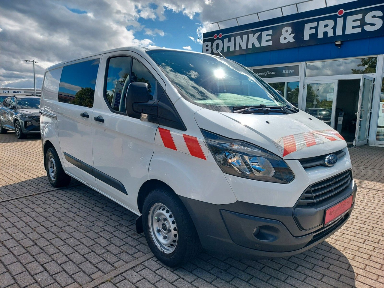 Ford Transit Custom Tourneo Kasten 290 L1 Standheiz. - Personentransporter: das Bild 2 Ford Transit Custom Tourneo Kasten 290 L1 Standheiz. - Personentransporter: das Bild 2