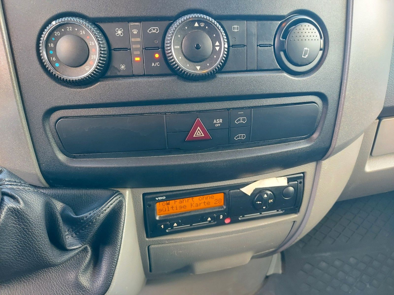 Mercedes-Benz Sprinter II Kasten 516 5T KLIMA AHK MAXI - Kastenwagen: das Bild 4 Mercedes-Benz Sprinter II Kasten 516 5T KLIMA AHK MAXI - Kastenwagen: das Bild 4