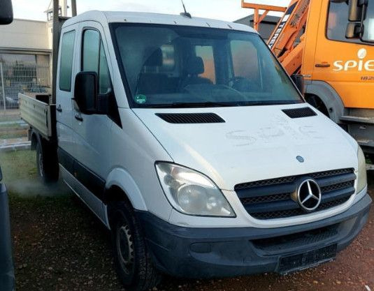 Mercedes-Benz Sprinter II Pritsche/DoKa 315 CDI AHK TÜV 27 - Pritschenwagen, Transporter mit Doppelkabine: das Bild 1 Mercedes-Benz Sprinter II Pritsche/DoKa 315 CDI AHK TÜV 27 - Pritschenwagen, Transporter mit Doppelkabine: das Bild 1