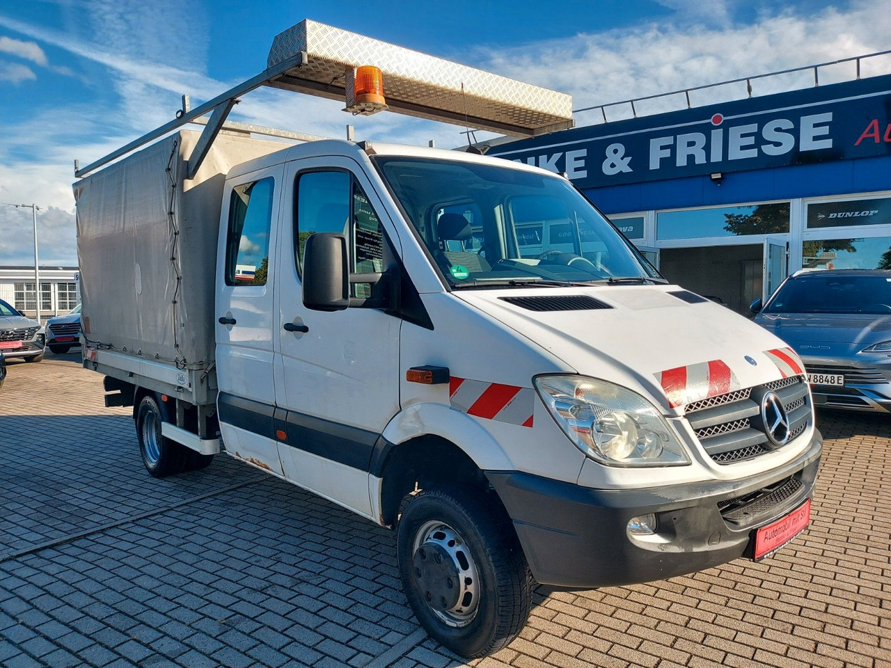 Mercedes-Benz Sprinter II Pritsche DoKa 516 4X4 Plane 6 Sitze - Transporter mit Plane, Transporter mit Doppelkabine: das Bild 1 Mercedes-Benz Sprinter II Pritsche DoKa 516 4X4 Plane 6 Sitze - Transporter mit Plane, Transporter mit Doppelkabine: das Bild 1