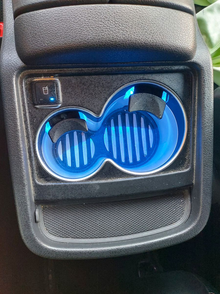 Personentransporter Mercedes-Benz V 250 AVANTGARDE EDITION AMG lang: das Bild 24 Personentransporter Mercedes-Benz V 250 AVANTGARDE EDITION AMG lang: das Bild 24