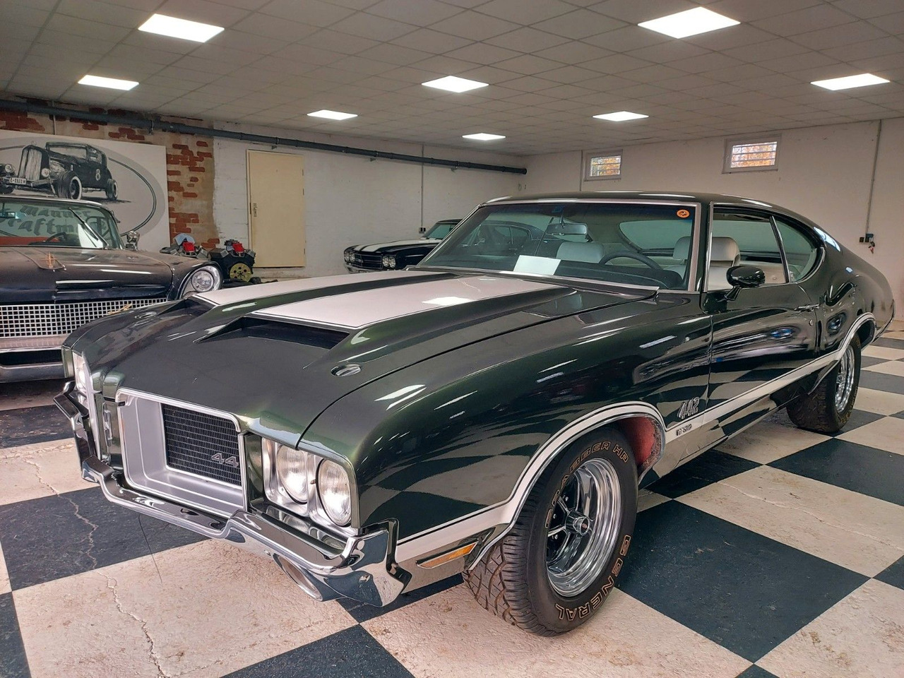 Oldsmobile Cutlass 442 V8 W30 Cabrio Coupe Hardtop H-Zulass - Cabrio: das Bild 1 Oldsmobile Cutlass 442 V8 W30 Cabrio Coupe Hardtop H-Zulass - Cabrio: das Bild 1