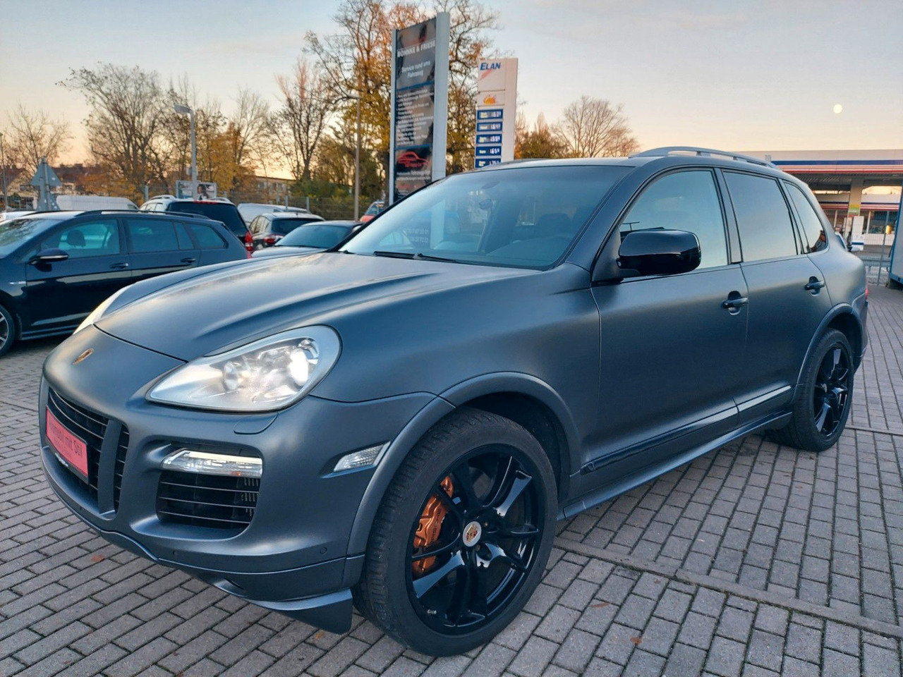Porsche Cayenne Turbo S Bose Alcantara Navi Luft - SUV/ Geländewagen: das Bild 3 Porsche Cayenne Turbo S Bose Alcantara Navi Luft - SUV/ Geländewagen: das Bild 3