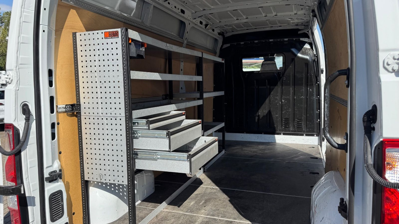 Renault Master III Kasten L3H2 HKa 3,5t KLIMA - Personentransporter: das Bild 3 Renault Master III Kasten L3H2 HKa 3,5t KLIMA - Personentransporter: das Bild 3