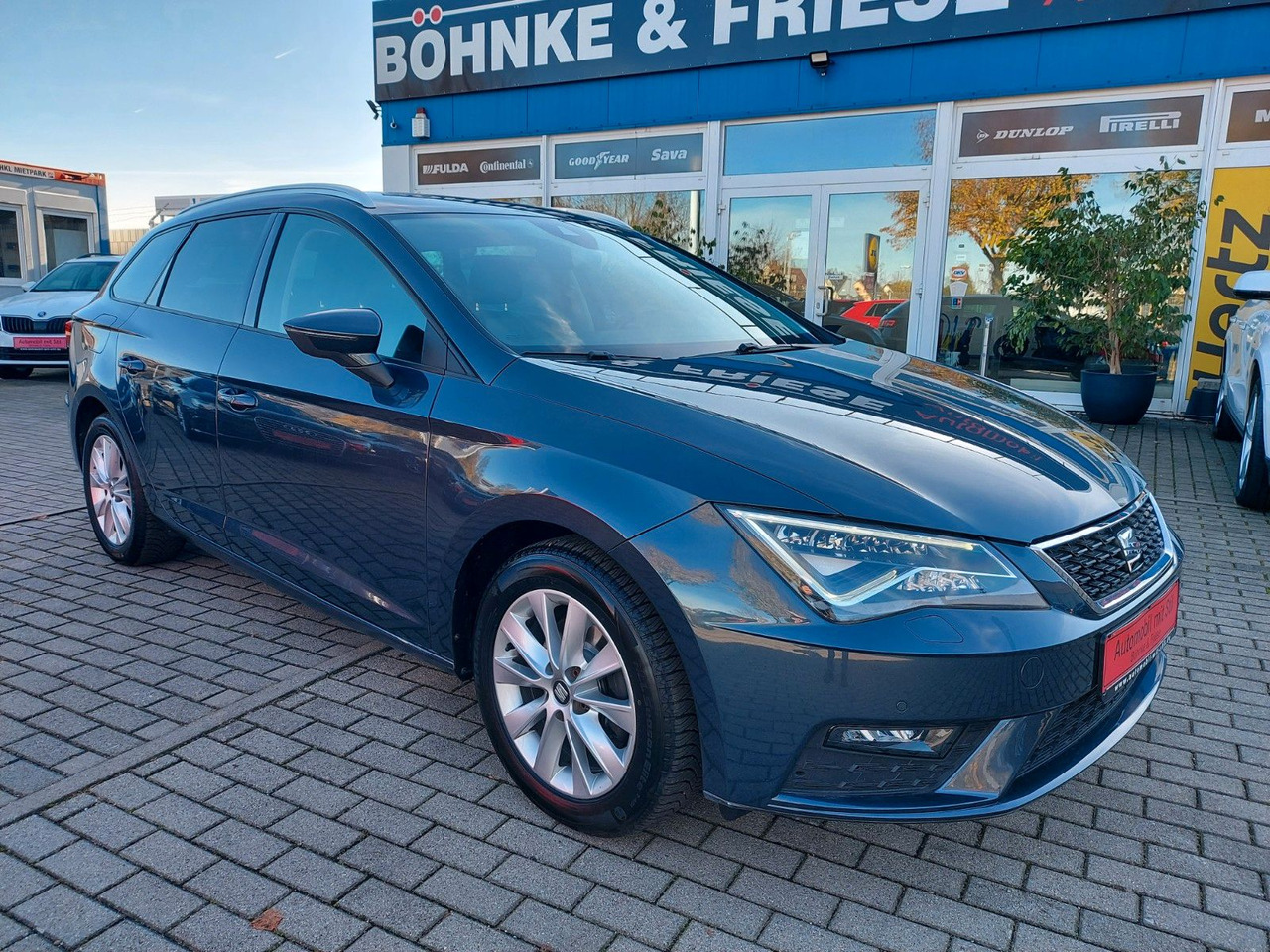 Seat Leon ST Style DSG ACC Radar LED Navi DAB AHK - Kombi: das Bild 1 Seat Leon ST Style DSG ACC Radar LED Navi DAB AHK - Kombi: das Bild 1