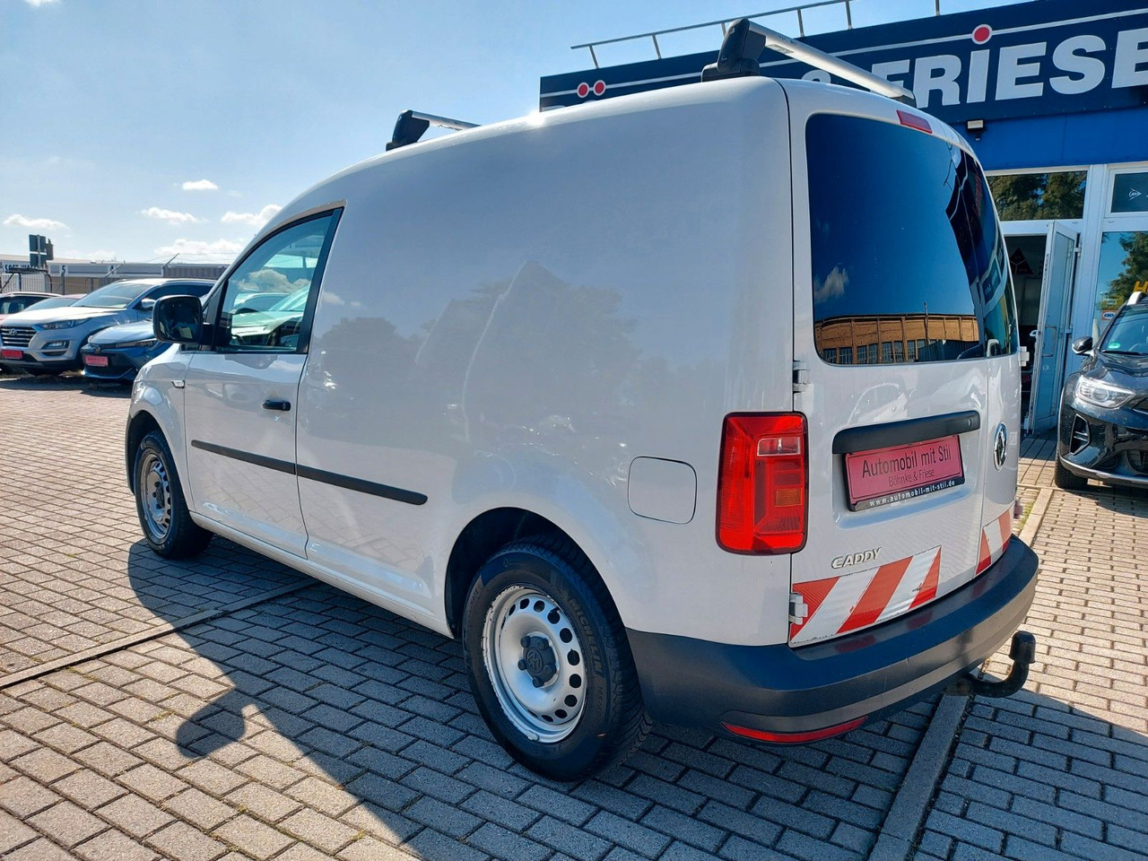 Volkswagen Caddy Nfz Kasten Klima 2 Sitze Bluetooth - Personentransporter: das Bild 5 Volkswagen Caddy Nfz Kasten Klima 2 Sitze Bluetooth - Personentransporter: das Bild 5