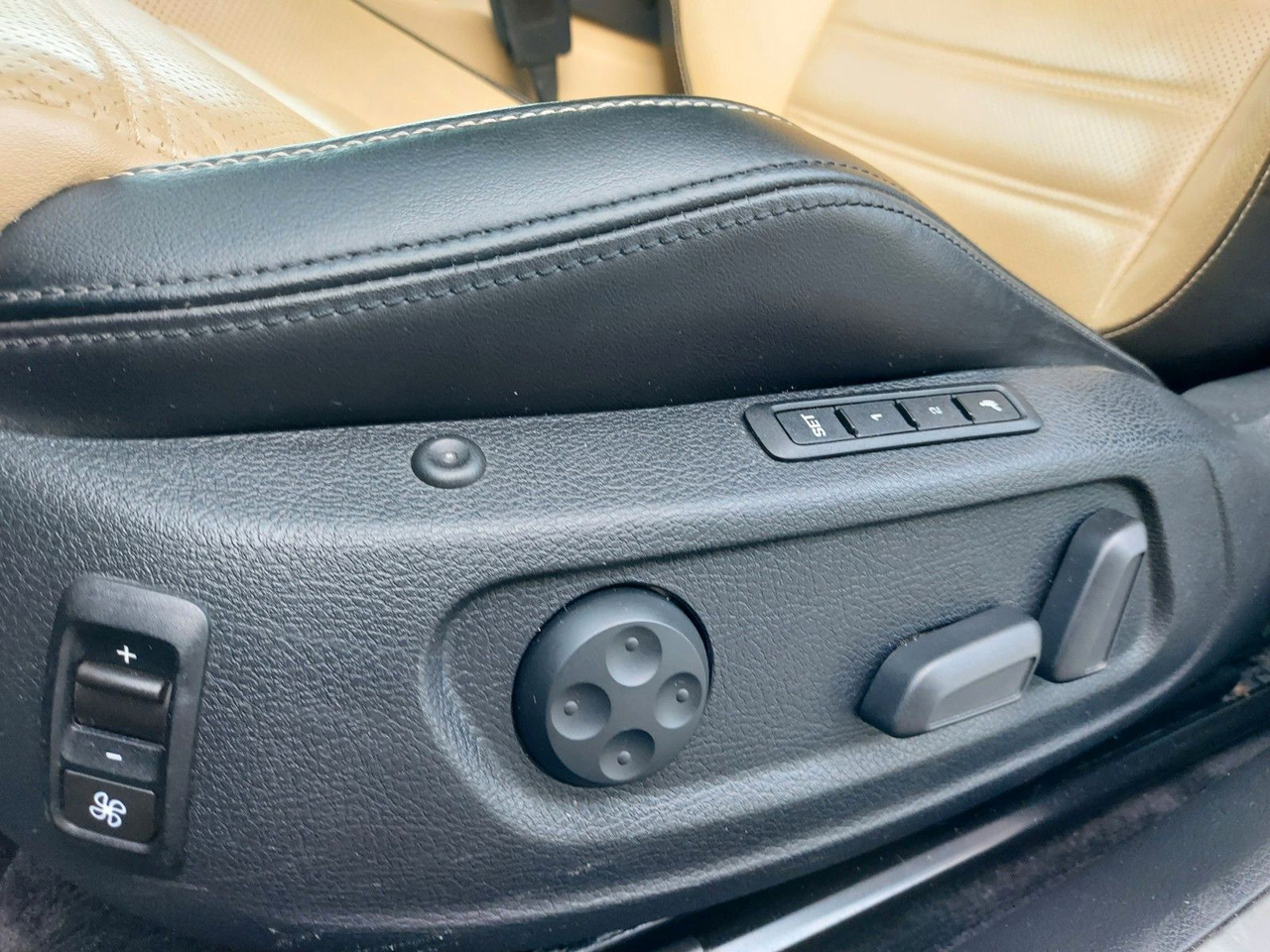 Volkswagen Passat CC DSG Sitzbelüftung ACC Radar Standheiz - Limousine: das Bild 2 Volkswagen Passat CC DSG Sitzbelüftung ACC Radar Standheiz - Limousine: das Bild 2