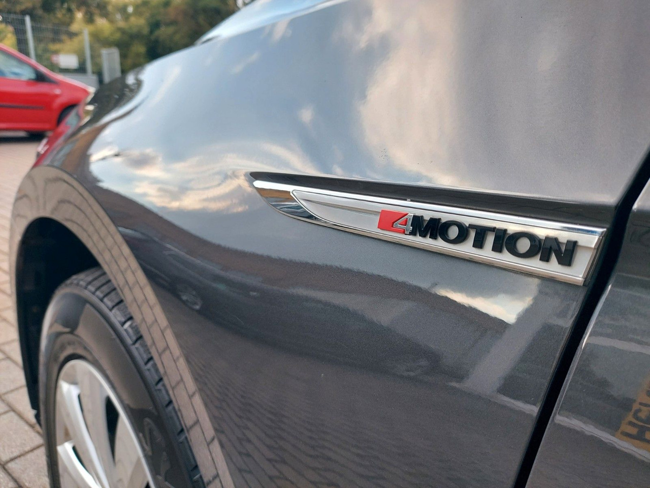 Volkswagen Passat Variant Highline 4Motion 4x4 Massage - Kombi: das Bild 2 Volkswagen Passat Variant Highline 4Motion 4x4 Massage - Kombi: das Bild 2