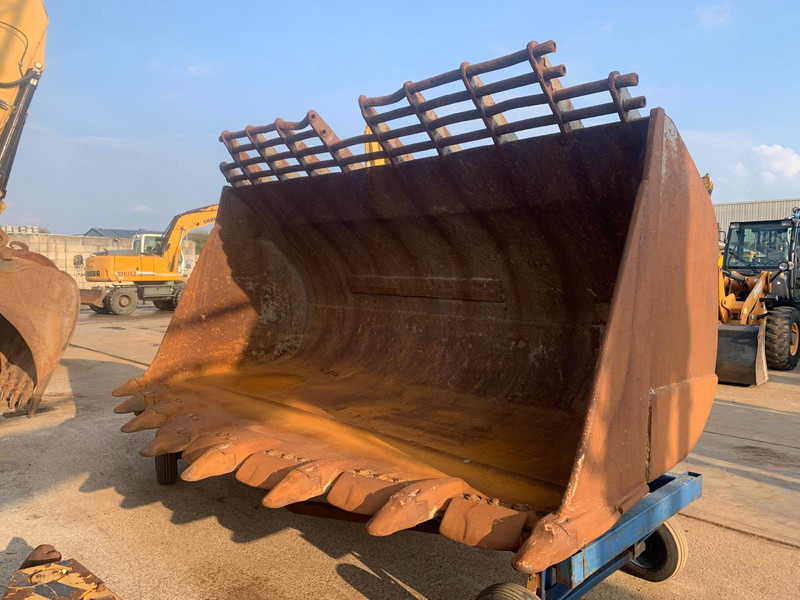 Volvo L350 F - Schaufel: das Bild 1 Volvo L350 F - Schaufel: das Bild 1