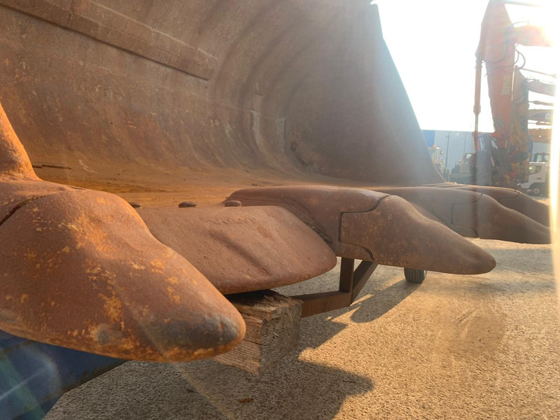 Volvo L350 F - Schaufel: das Bild 5 Volvo L350 F - Schaufel: das Bild 5