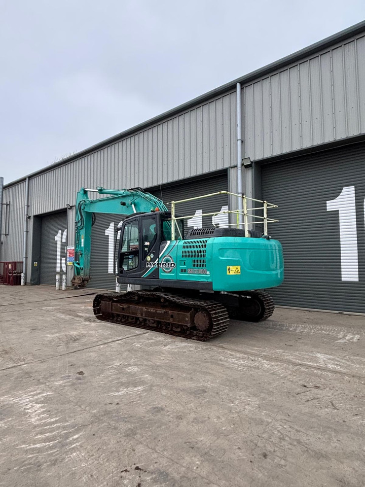 Kobelco SK210HLC-10 Hybrid - Kettenbagger: das Bild 3 Kobelco SK210HLC-10 Hybrid - Kettenbagger: das Bild 3