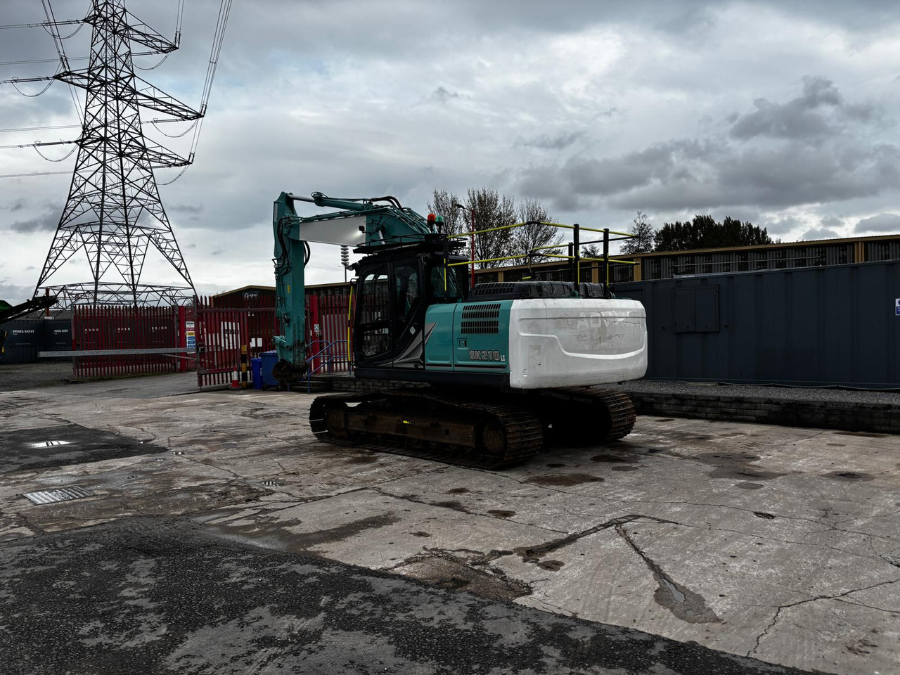 Kobelco SK210LC-11 - Kettenbagger: das Bild 3 Kobelco SK210LC-11 - Kettenbagger: das Bild 3