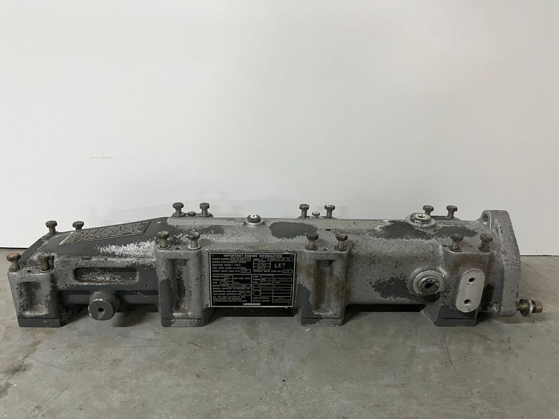 Liebherr A974 / P974 / R942 / R944 / R954 / R964 / R974 / R974B - A 974 / P 974 / R 942 / R 944 / R 954 / R 964 / R 974 / R 974B - Ansaugrohr: das Bild 2 Liebherr A974 / P974 / R942 / R944 / R954 / R964 / R974 / R974B - A 974 / P 974 / R 942 / R 944 / R 954 / R 964 / R 974 / R 974B - Ansaugrohr: das Bild 2