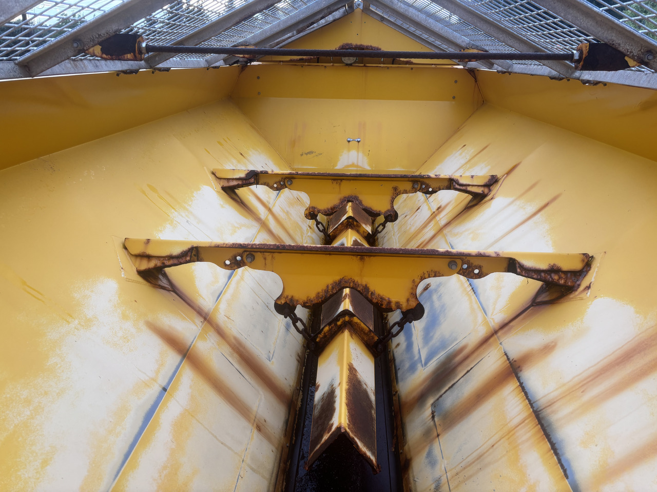 MAN TGM 18.290 4X4 BB GRITTER/SPREADER/PLOUGH - Schneeräumfahrzeug: das Bild 4 MAN TGM 18.290 4X4 BB GRITTER/SPREADER/PLOUGH - Schneeräumfahrzeug: das Bild 4