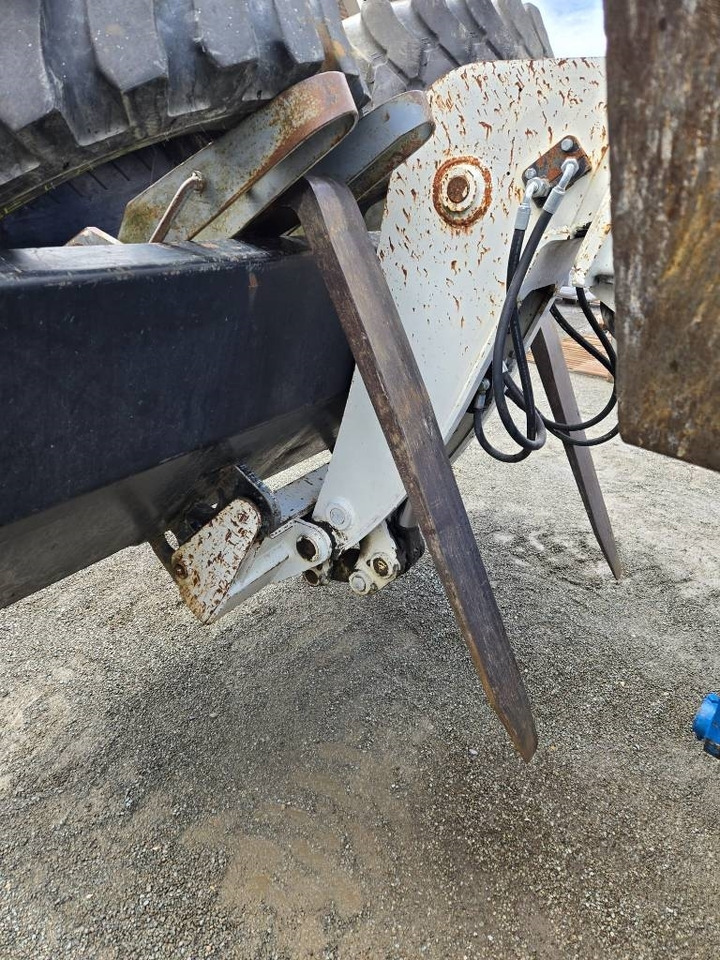 Terex Telelift 4017 - Teleskoplader: das Bild 4 Terex Telelift 4017 - Teleskoplader: das Bild 4