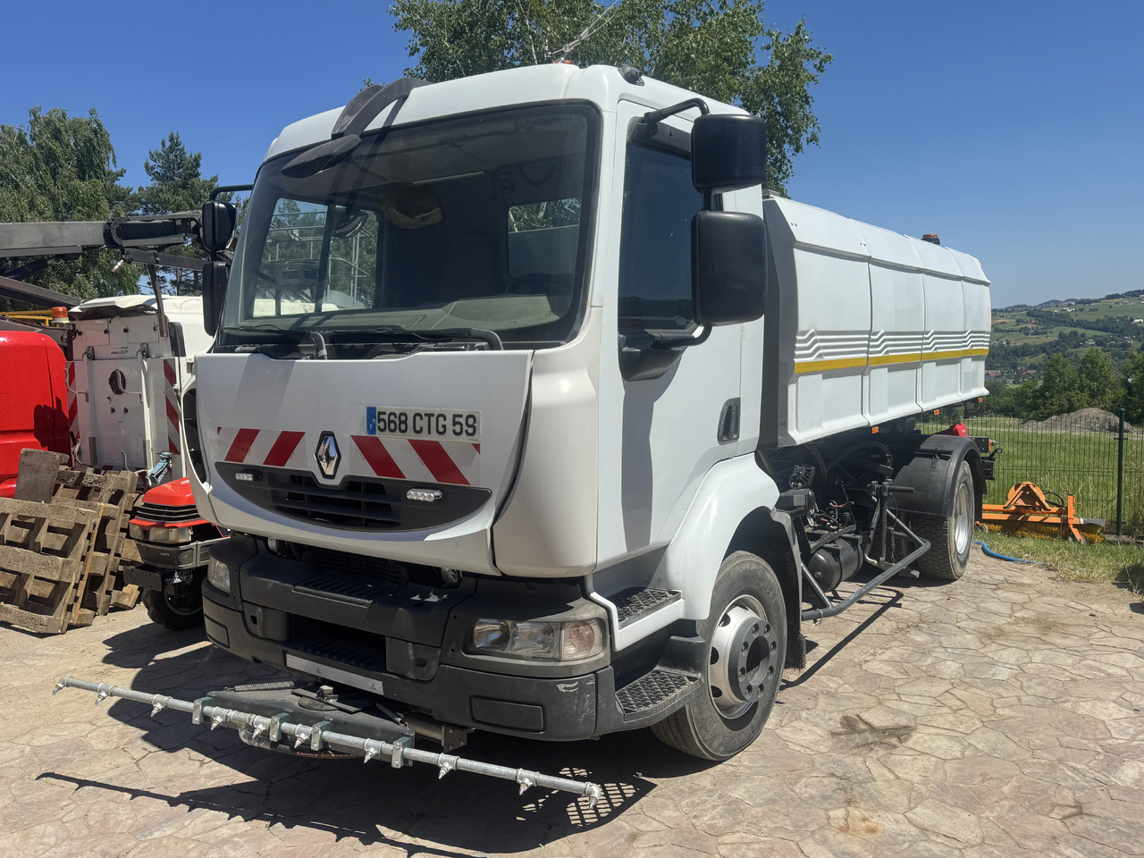 Renault Midlum water truck laveuse sprinkler - Kehrmaschine: das Bild 1 Renault Midlum water truck laveuse sprinkler - Kehrmaschine: das Bild 1