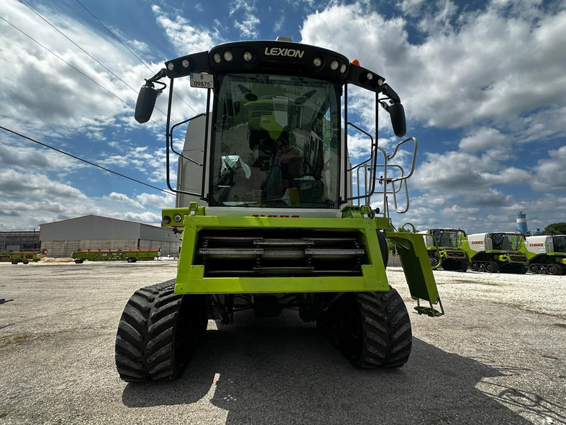 Claas Lexion 770 TT - Mähdrescher: das Bild 2 Claas Lexion 770 TT - Mähdrescher: das Bild 2