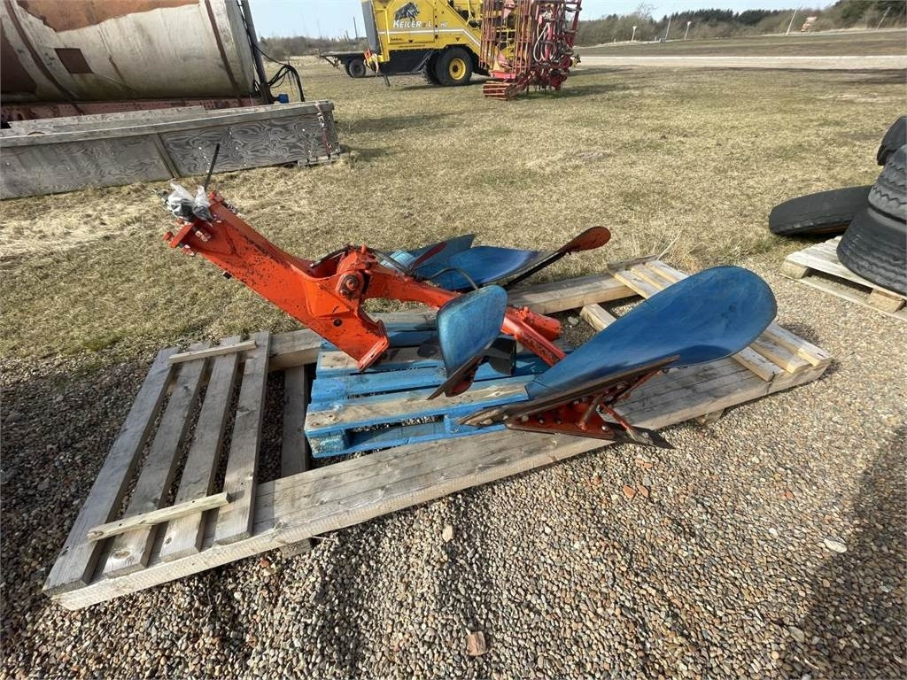 Kuhn EKSTRA FUE VM153/NSH - Pflug: das Bild 2 Kuhn EKSTRA FUE VM153/NSH - Pflug: das Bild 2